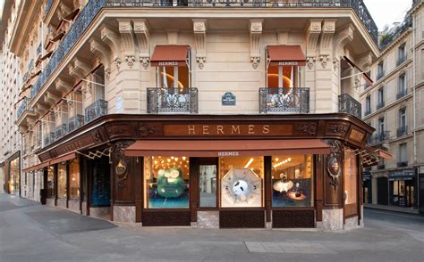 hermes shops in paris